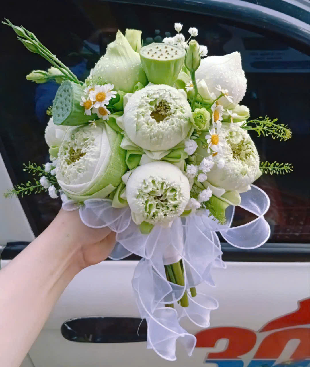 Bó Hoa Cưới Tone Mix Hiện Đại