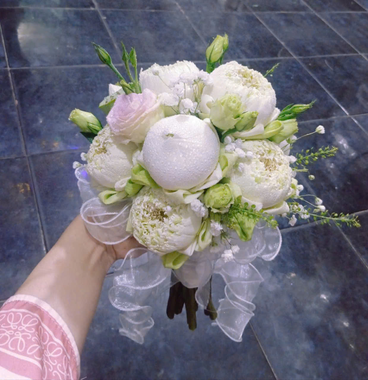 Bó Hoa Cưới Tone Tím Mộng Mơ
