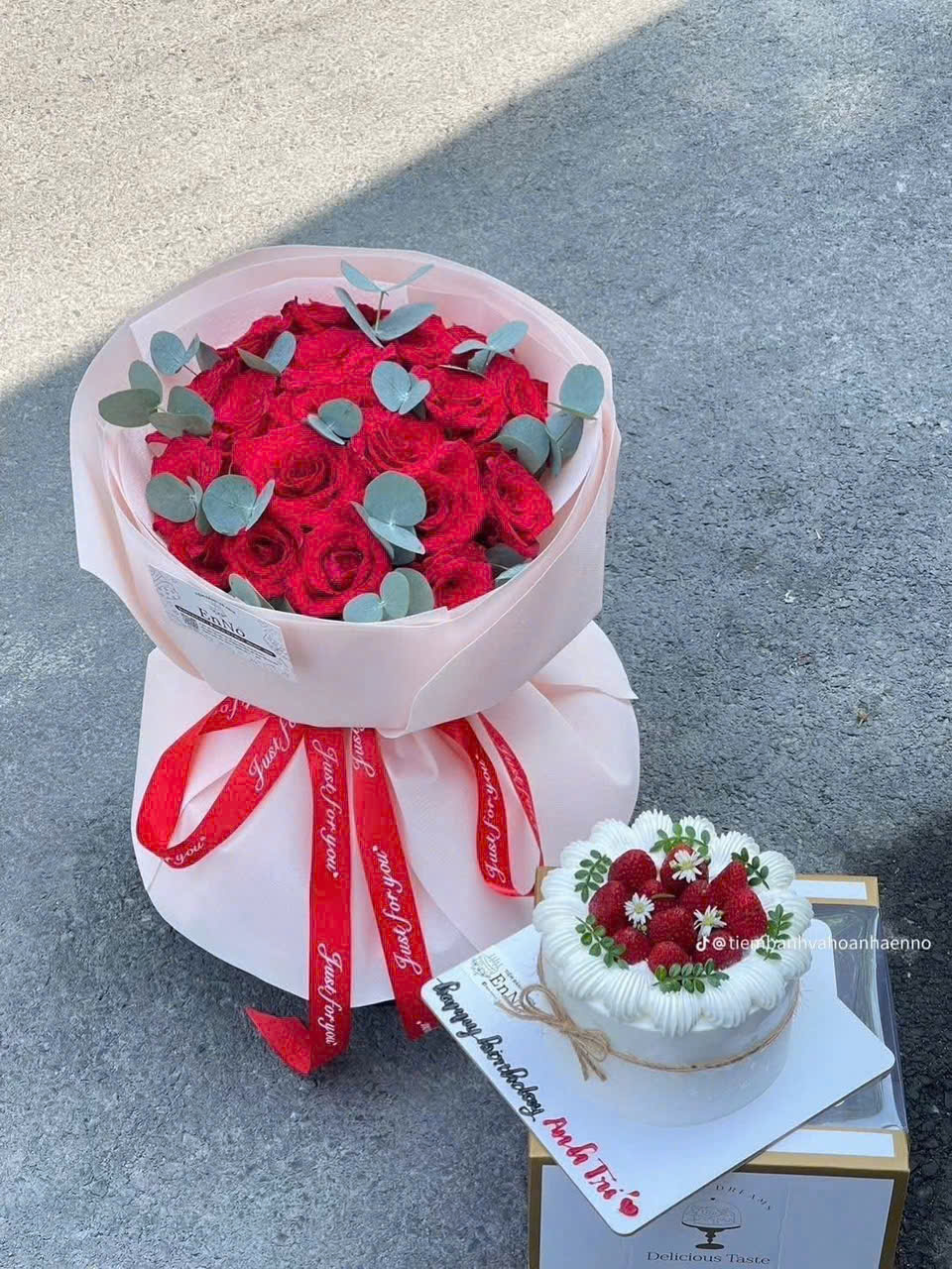 Bó/Giỏ Hoa Sinh Nhật Tone Hồng Pastel