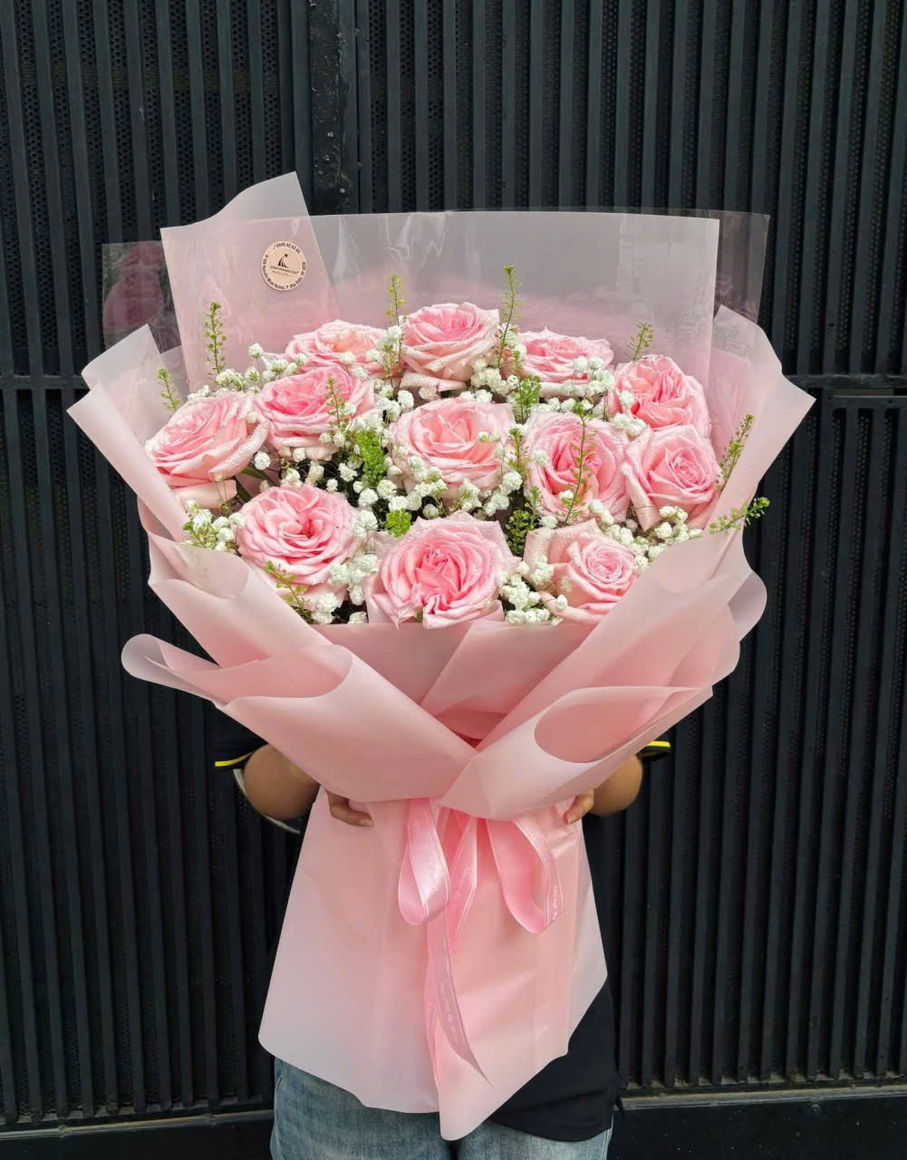 Bó/Giỏ Hoa Sinh Nhật Tone Trắng Tinh Khôi